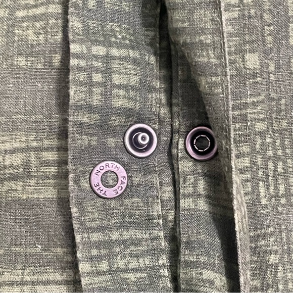 The North Face Olive Green Casual Button Down Shirt - Picture 7 of 10